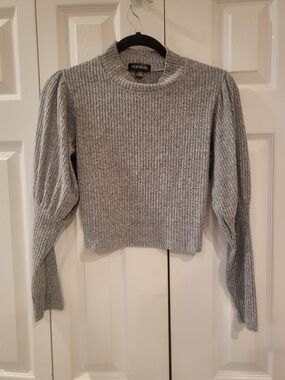 Feathers Gray Ribbed Puff-Sleeve Sweater Top